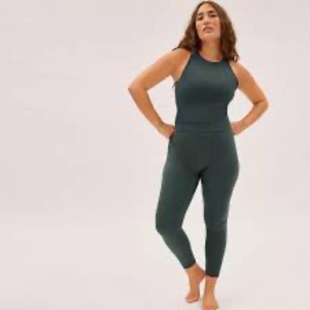 NWT Everlane Pine Green Perform Tank Size X-Small